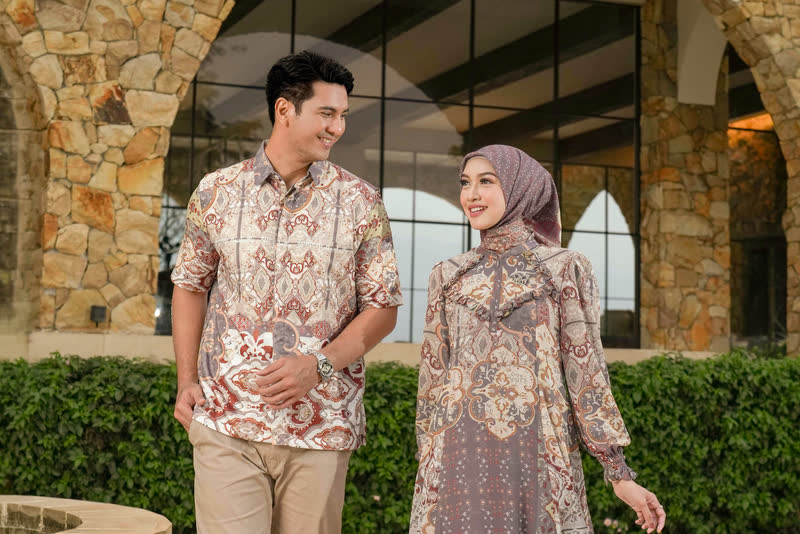 A couple wearing the Soniya Series