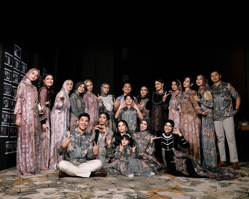 Guests at MUTIARA
