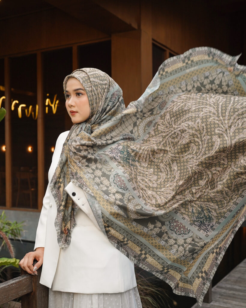 Celine Series - Scarf