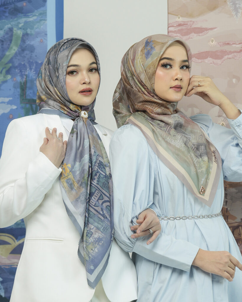 Batavia Series - Scarf