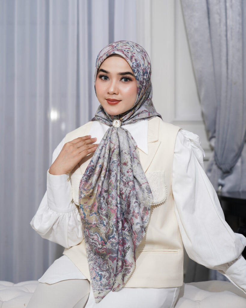 Svarga Famset Series - Scarf