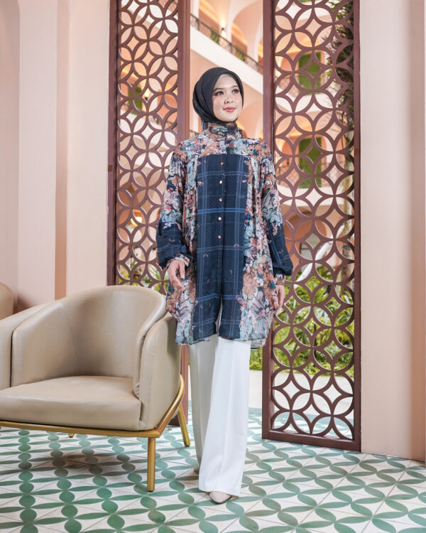 Calandra Tunic